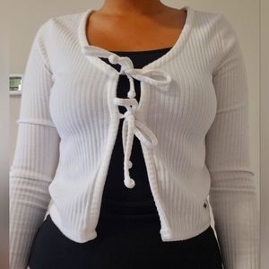 Tie up sweater